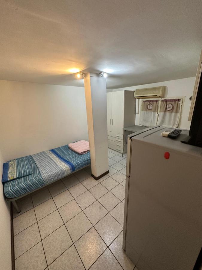 Caf Immobiliare Hotell Modena Eksteriør bilde